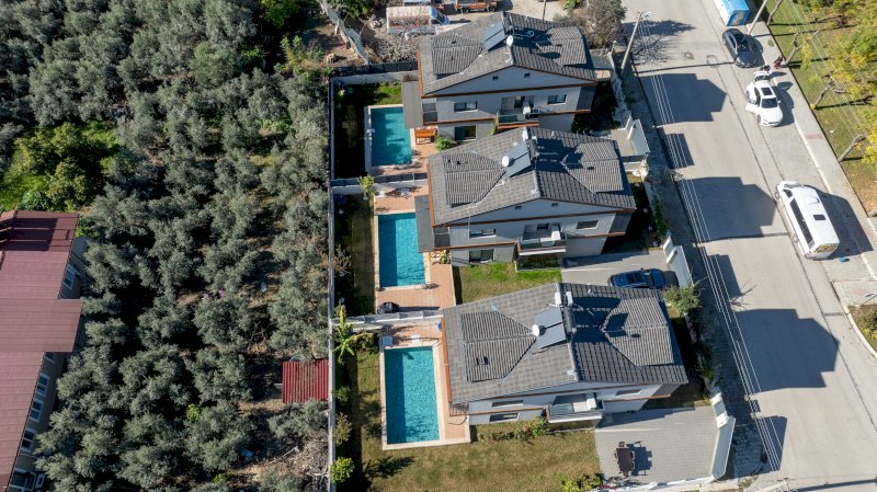 EKİZ VİLLALARI 1772/2